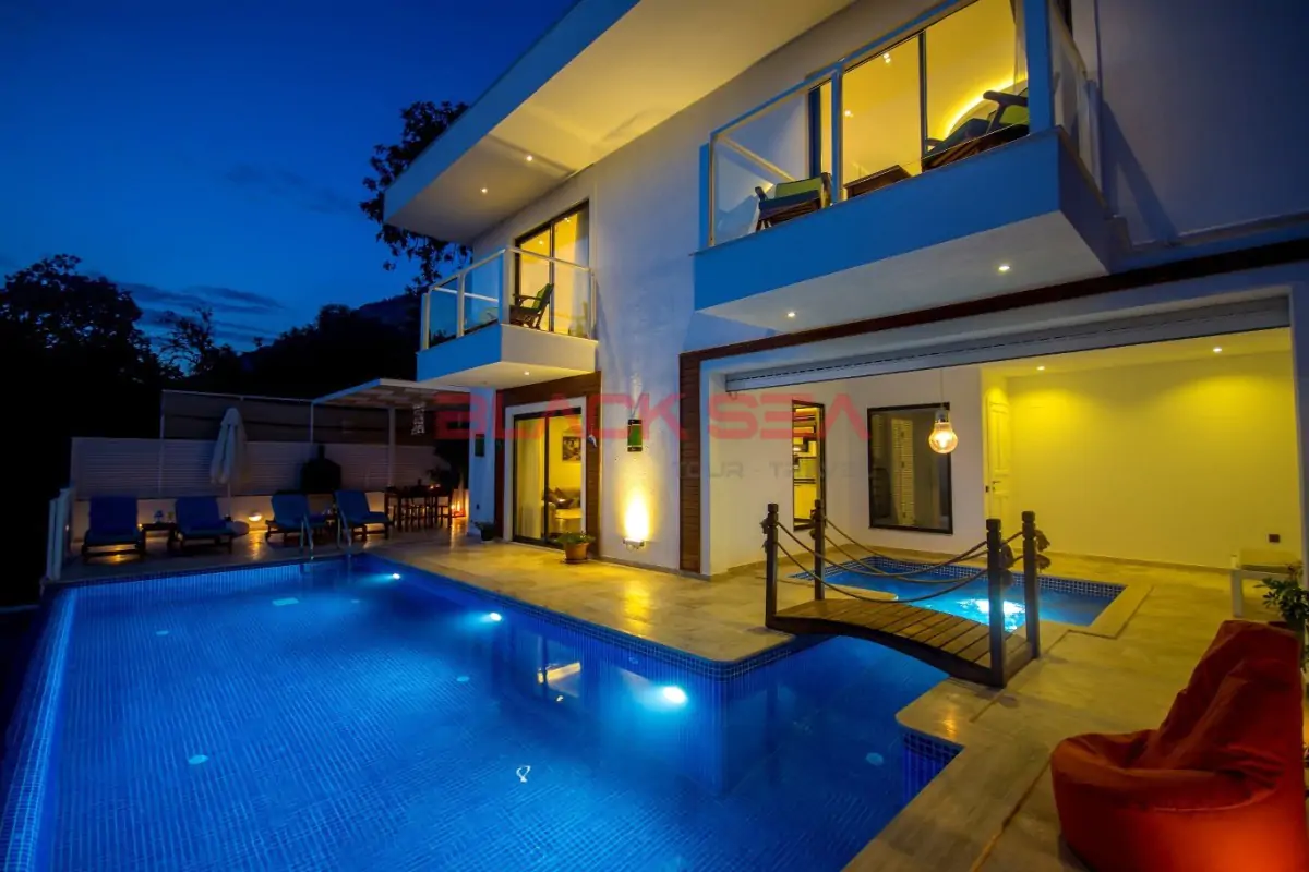  Luxury Holiday Villa for 4 Persons in Kalkan Uzumlu Village