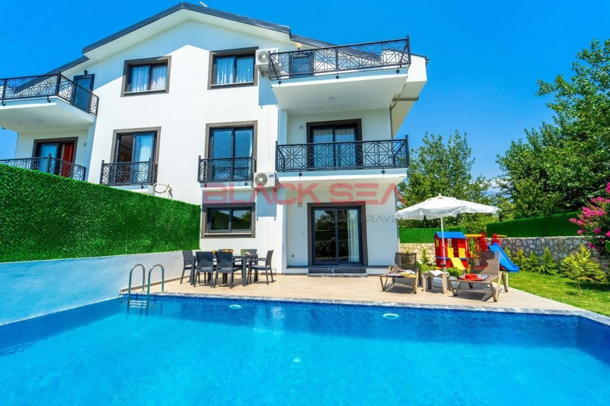 6 Person Holiday Villa in Fethiye Seydikemer